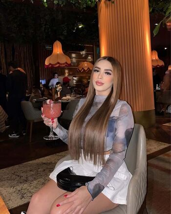 Alejandra Lm