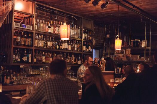 Alibi Room