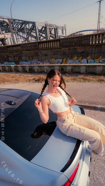 Full leaked Anica zimmermann page private onlyfans photo