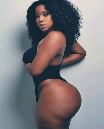 Brianna Amor