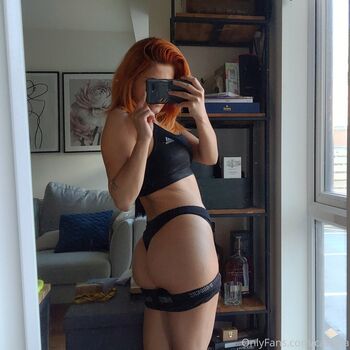 Full leaked Cadaea private onlyfans photo