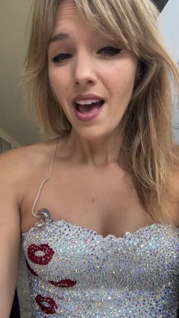 Full leaked Charity eden page private onlyfans photo