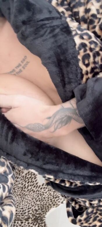 Cora Jade