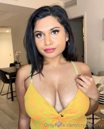 CryptoGirly