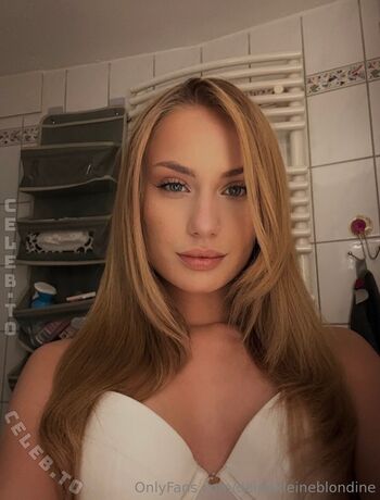 Full leaked Deinekleineblondine page private onlyfans photo