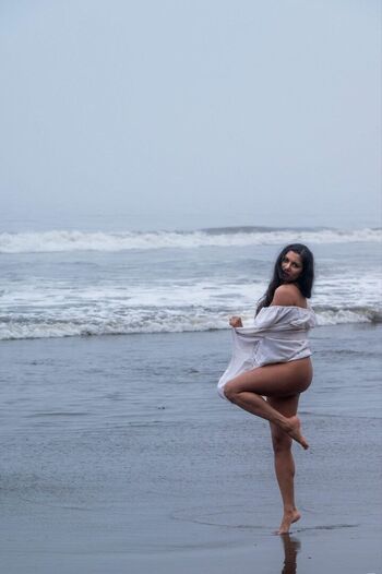 Devi The Model