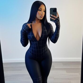 dominican dreamgirl