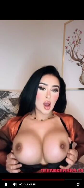 Full leaked Donia somrani private onlyfans photo