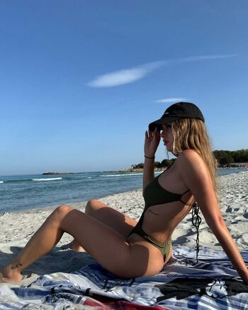Full leaked Elisa pellegrino private onlyfans photo