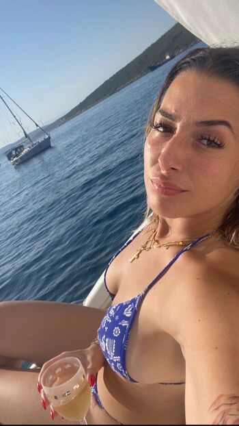 Full leaked Ezgi ergenc page private onlyfans photo