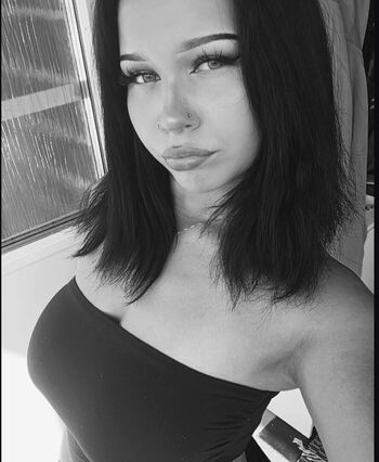 Full leaked Finnish girls private onlyfans photo