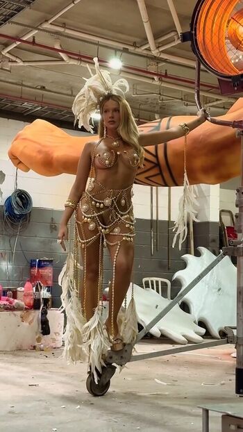 Full leaked Gabi lopes private onlyfans photo