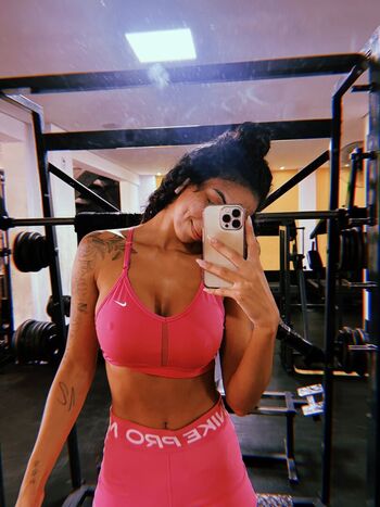 Gabriela Lira