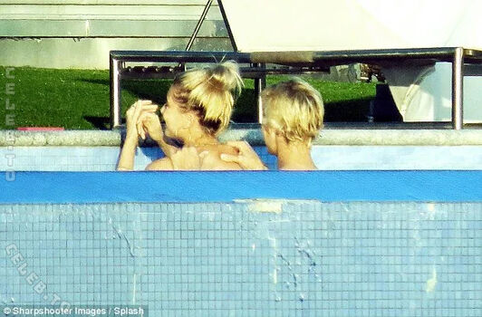 Full leaked Hailey bieber private onlyfans photo