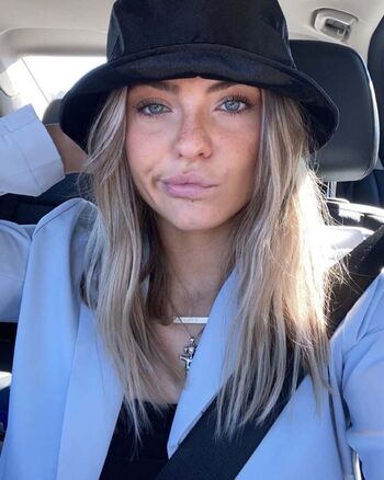 Hannah Schlenker