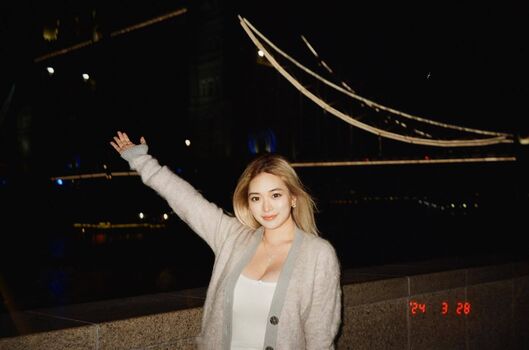 holly_shu_