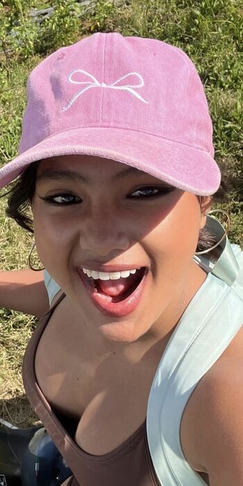 Full leaked Indonesian girls page private onlyfans photo