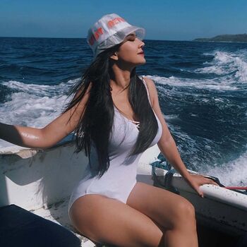 Full leaked Indonesian girls private onlyfans photo