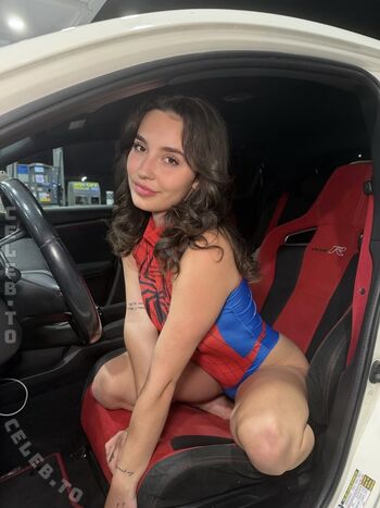Itsariawest
