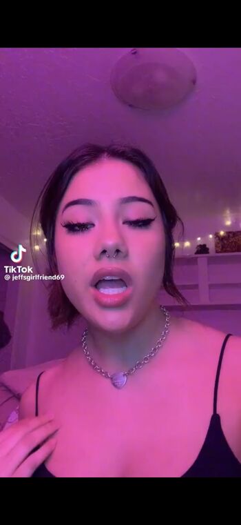 Juliagoolia69