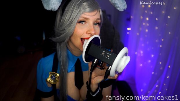 KamiCakes1