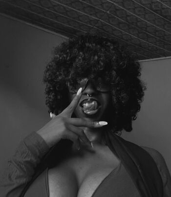 Kikiolaola