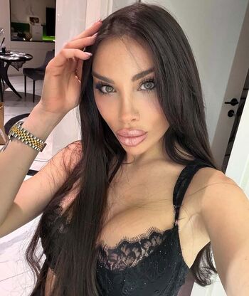 l.staikovska