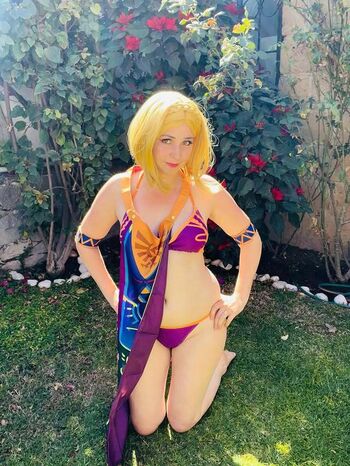 Litzia Moon