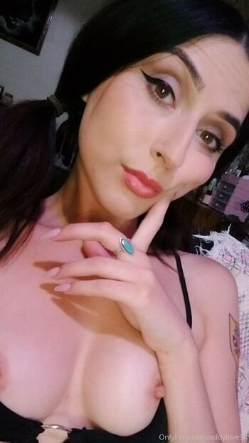lonelypeaches