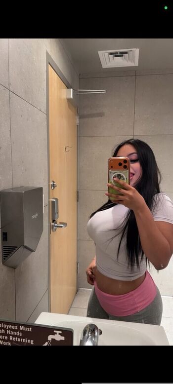 luvnelly77