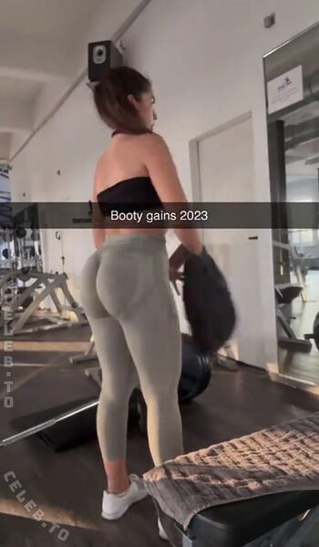 Full leaked Lya aylin private onlyfans photo