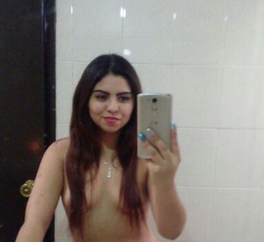 Mia Basanes