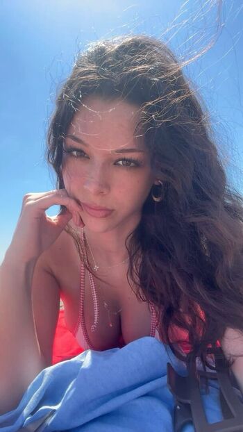 Mia Wynn
