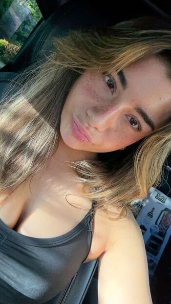 Mikayla Campinos
