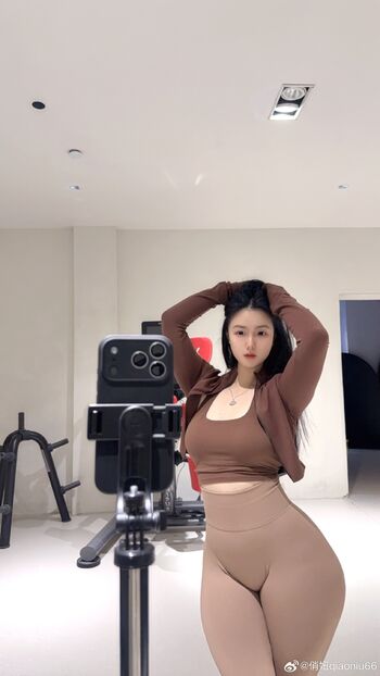 俏妞qiaoniuTT