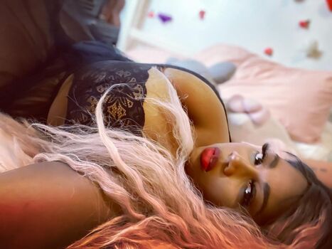 Full leaked Roxxy haze private onlyfans photo