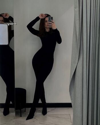 Full leaked Russian girls private onlyfans photo