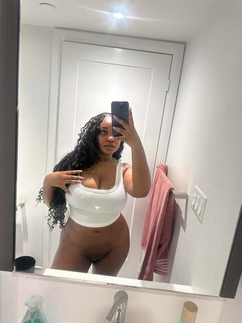 Full leaked Linksgroupie / private onlyfans photo