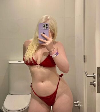 snowwhitebella