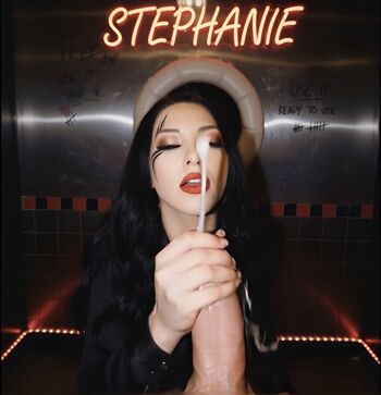 Stephanie Vaquer