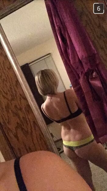 String Voyeur
