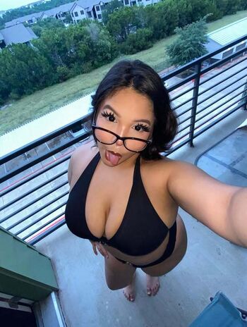 that_gurl_bunny