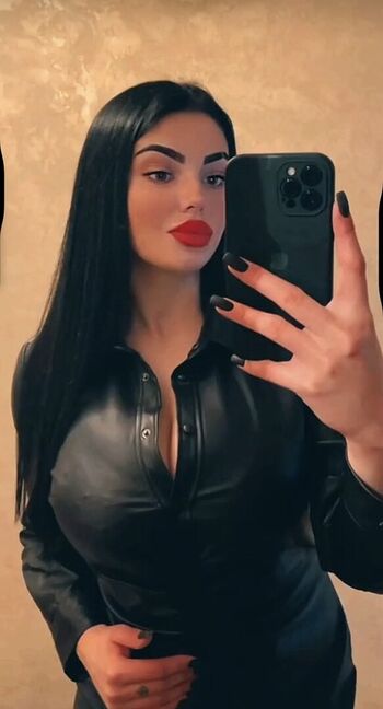 Full leaked Ukrainian girls private onlyfans photo