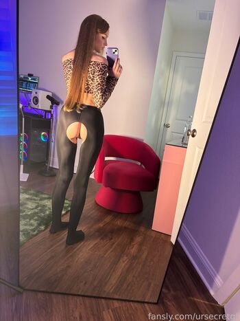 Full leaked Ursecretgirlfriend  page private onlyfans photo