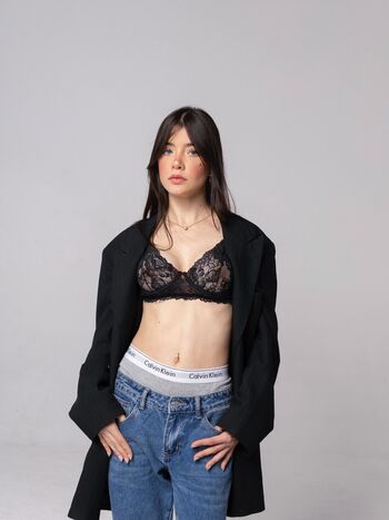 Vee Castro