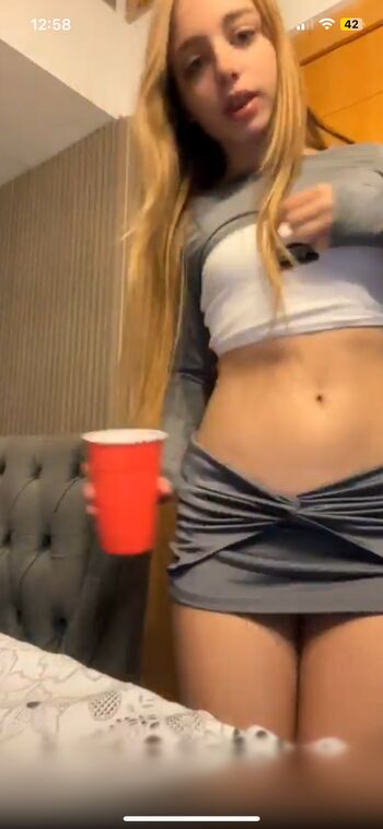 Full leaked Sakura miyawaki/ private onlyfans photo