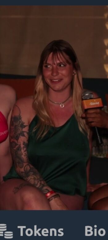 Full leaked Waifu eileen/ private onlyfans photo