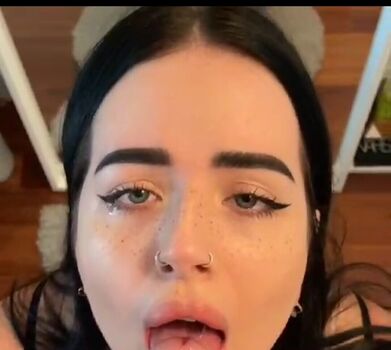 Full leaked Addison belgium/ private onlyfans photo