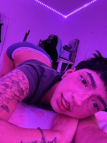 whosluxxx
